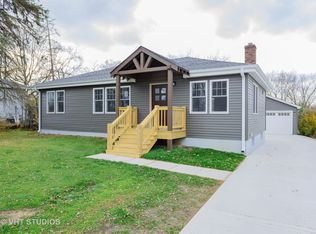 1172 S Fairfield Ave, Lombard, IL 60148
