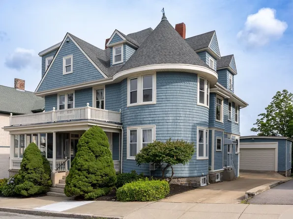 330 Lincoln Ave, Fall River, MA 02720