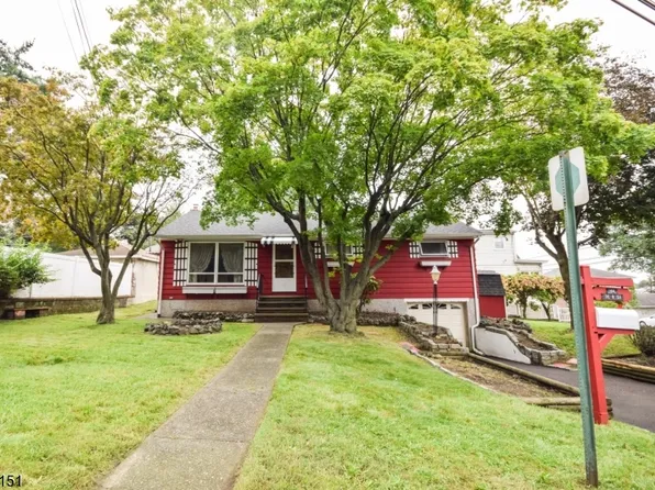 44 Chestnut Grove Ave, Woodland Park, NJ 07424