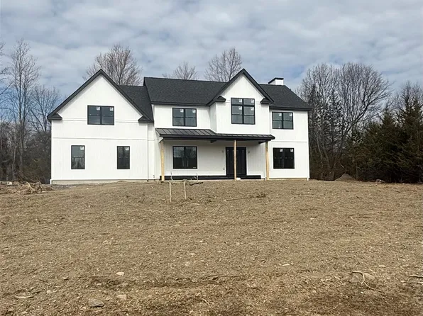 493 Union Corners Road, Florida, NY 10921