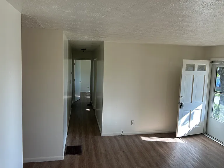 115 Salter Rd — Photo 10