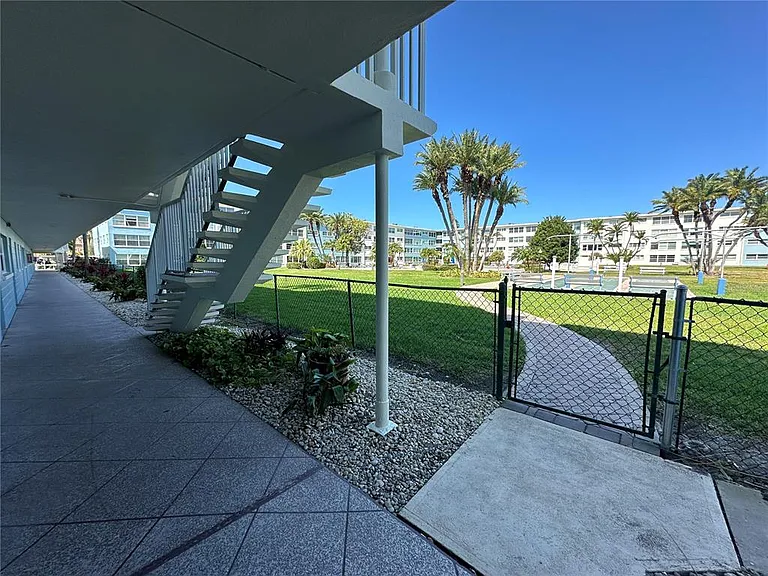 6161 Gulf Winds Dr #150 — Photo 48