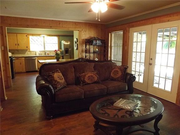 5th image of 2000 W Belclaire Cir