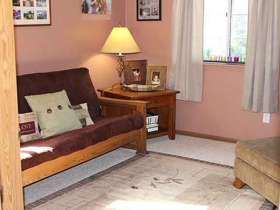 4th image of N110W16931 Ashbury Cir