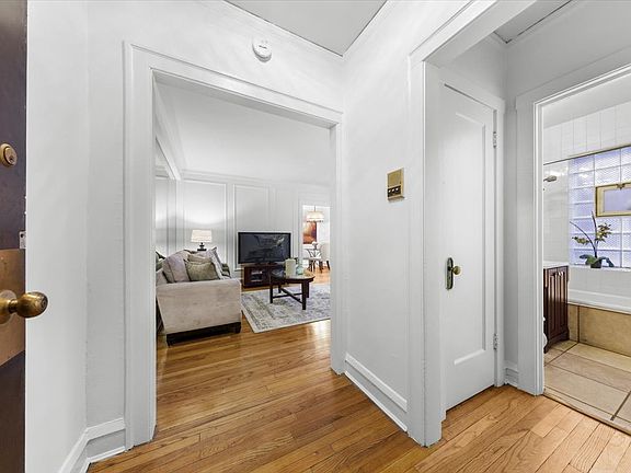 2nd image of 2330 N Lincoln Park W APT 2C