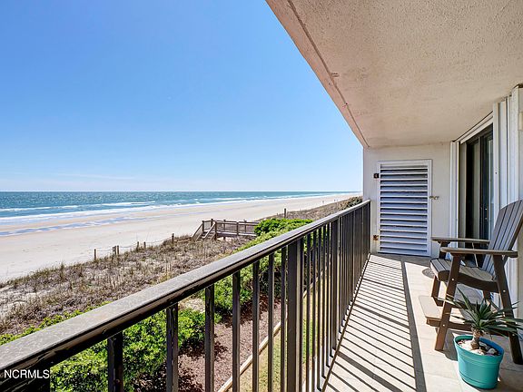 5th image of 4110 Island Drive Unit 104