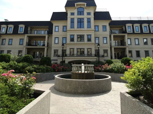 1406 Hodgson Way NW #201, Edmonton, AB T6R 3K1