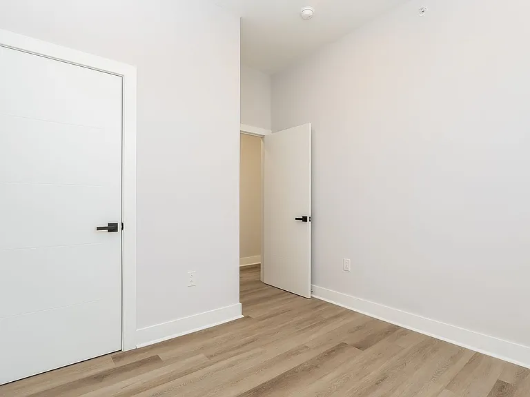 820 N 40th Street — Photo 30