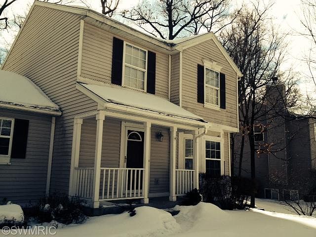 1st image of 2250 Chelsea Dr NE