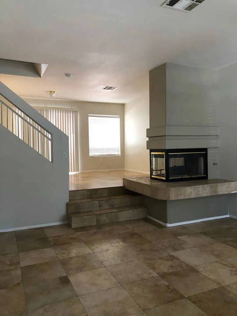 Northwest Home for Rent — Photo 2