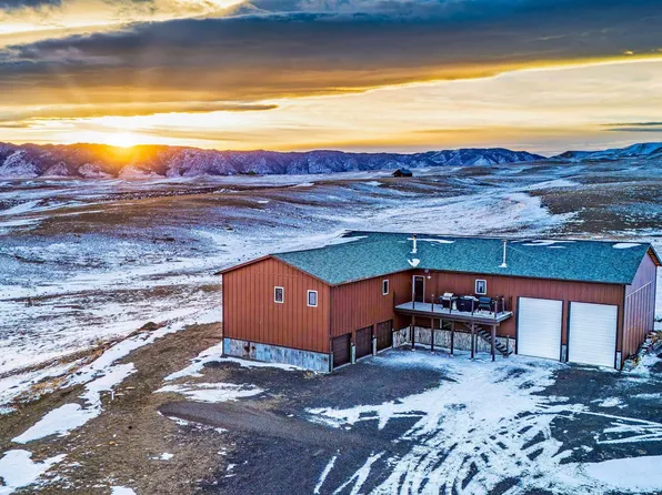 25 Desperado Dr, Laramie, WY 82070