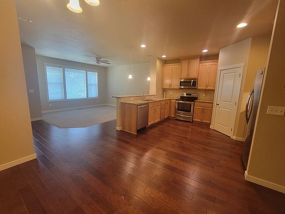 2nd image of 7204 Hayworth Ave NE