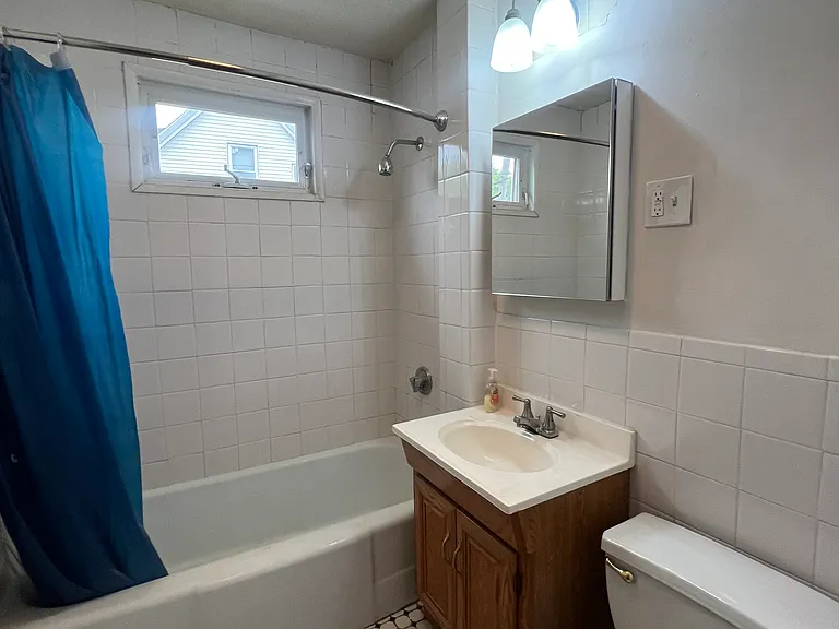 4 Boston Ave #6 — Photo 28