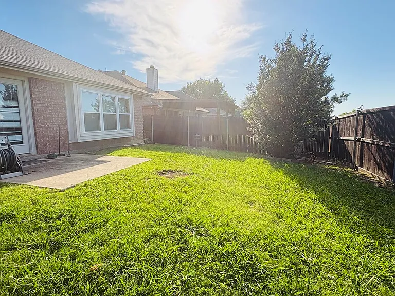 5970 Dustin Trl — Photo 38
