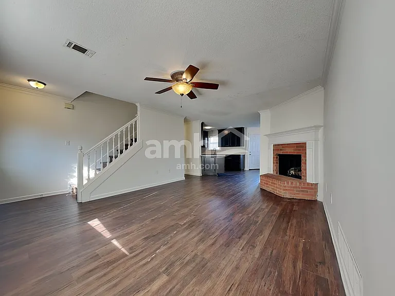 5718 Eagleston Dr — Photo 6