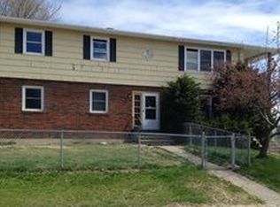 33 Scribner Cir, Lewiston, ME 04240