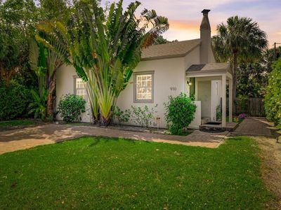910 Upland Rd, West Palm Beach, FL, 33401