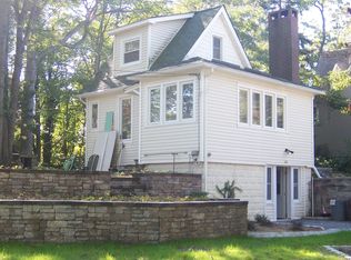 130 Dawn Rd, Rocky Point, NY 11778