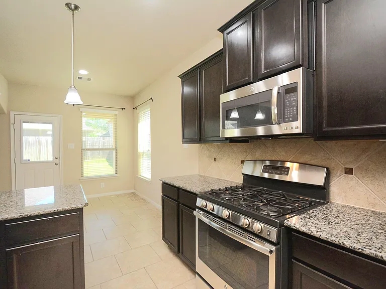 7418 Durango Creek Dr — Photo 19
