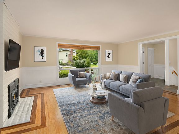 Front living room, virtual staging.