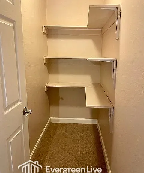 648 Carrier Dr — Photo 14