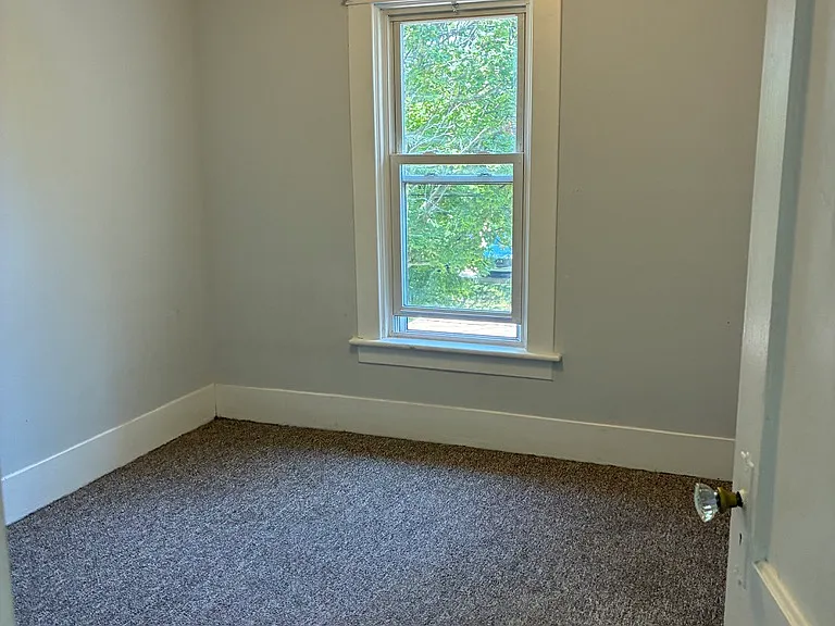 2212 Myrtle St — Photo 15