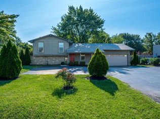 5260 Godown Rd, Columbus, OH 43235