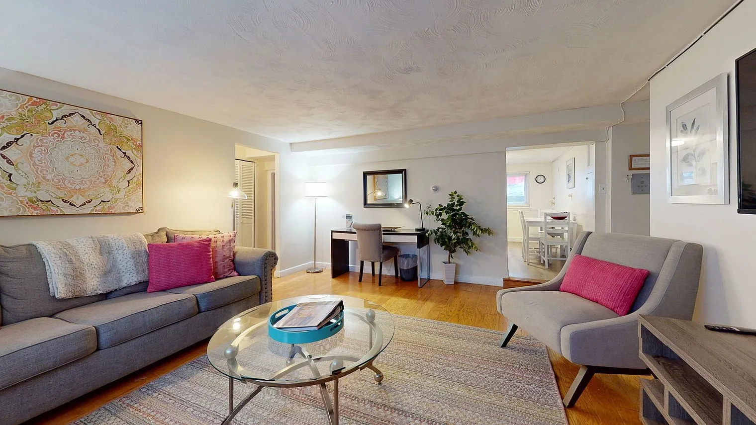 1 bed, 1.0 bath, 645 sqft, $3,454 — Photo 4