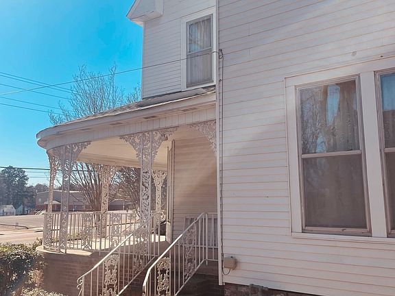 4th image of 251 Court Ave