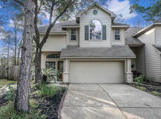 11 Bellisima Ct, Conroe, TX 77384