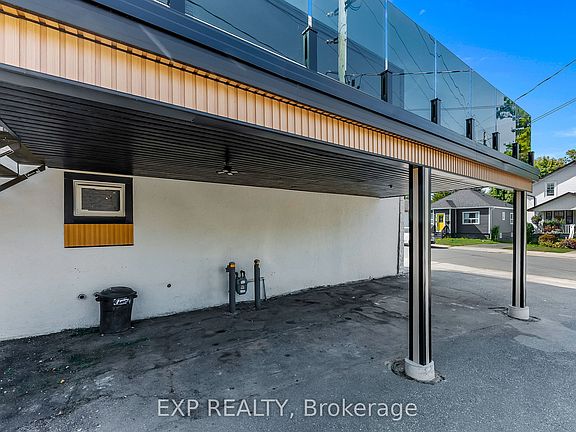 4th image of 60 Margery Rd
