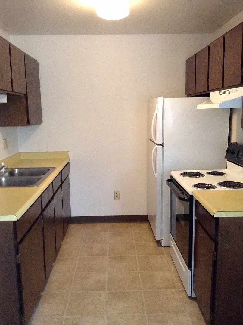 4735 Mountain Rd — Photo 3