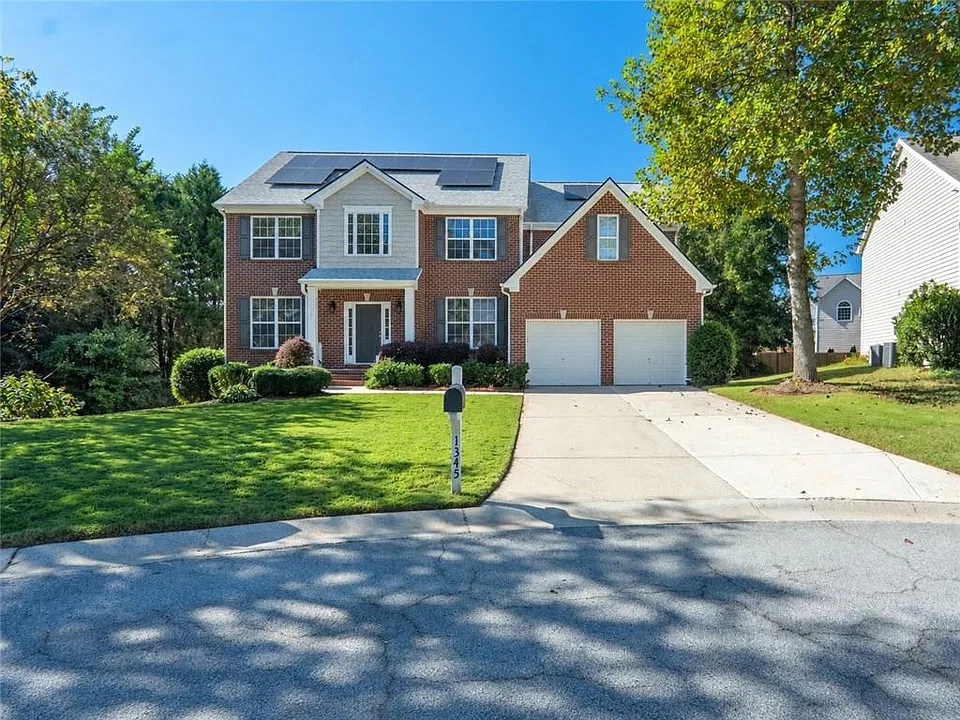 1345 Skymist Way