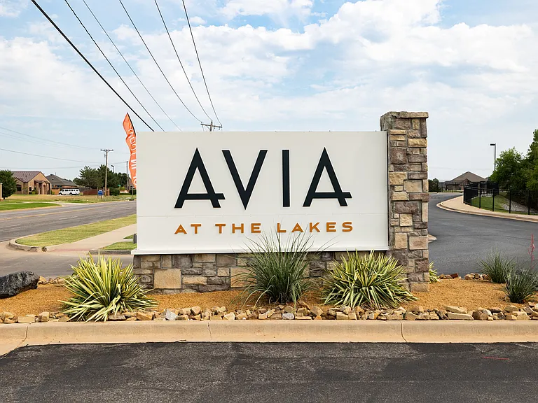 AVIA at the Lakes — Photo 29