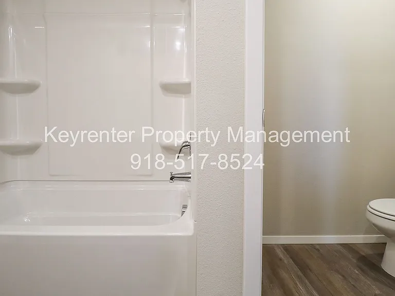 1327 E Honolulu Pl — Photo 26