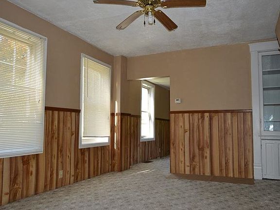 4th image of 412 Burrows Ave