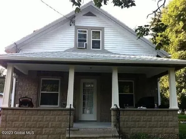 21 County Route 351, Medusa, NY 12120