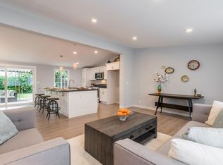 3143 Bermuda Dr, Costa Mesa, CA 92626