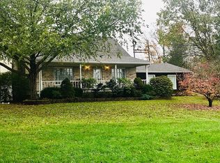 1406 Lakeside Ct, La Grange, KY 40031