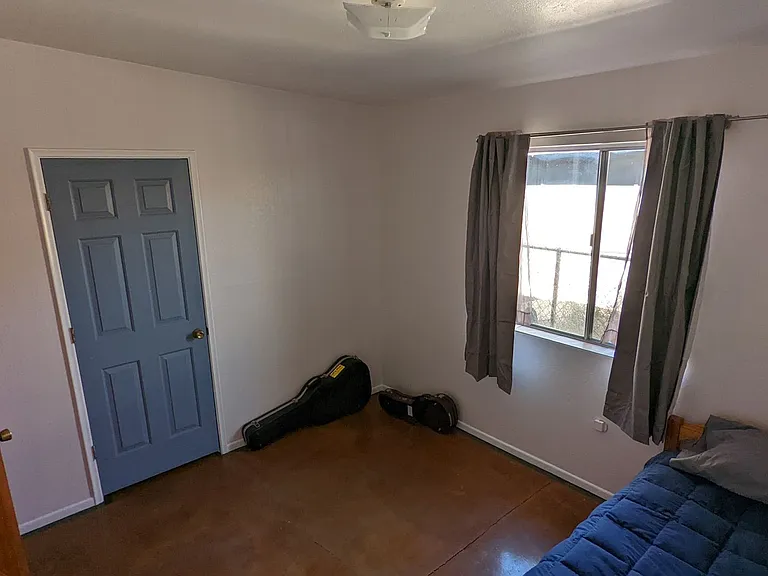 1344 W Delaware St — Photo 21