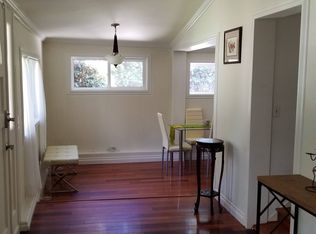 202 E Las Flores Dr, Altadena, CA 91001
