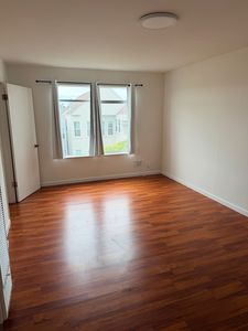 321 9th Ave APT 12 - Image 4