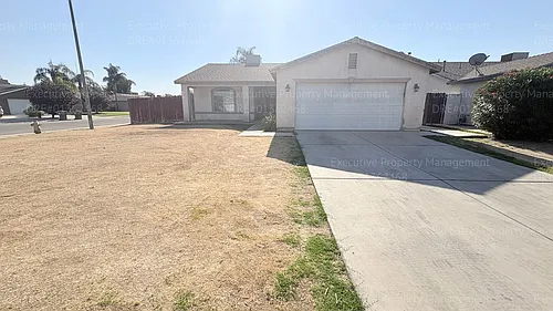7400 Cross Glade St Photo 1