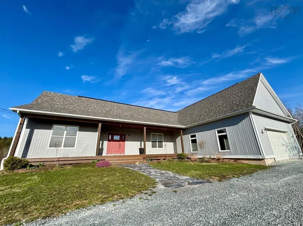 54 Craig Dr, Halifax, NS B2S 2E5