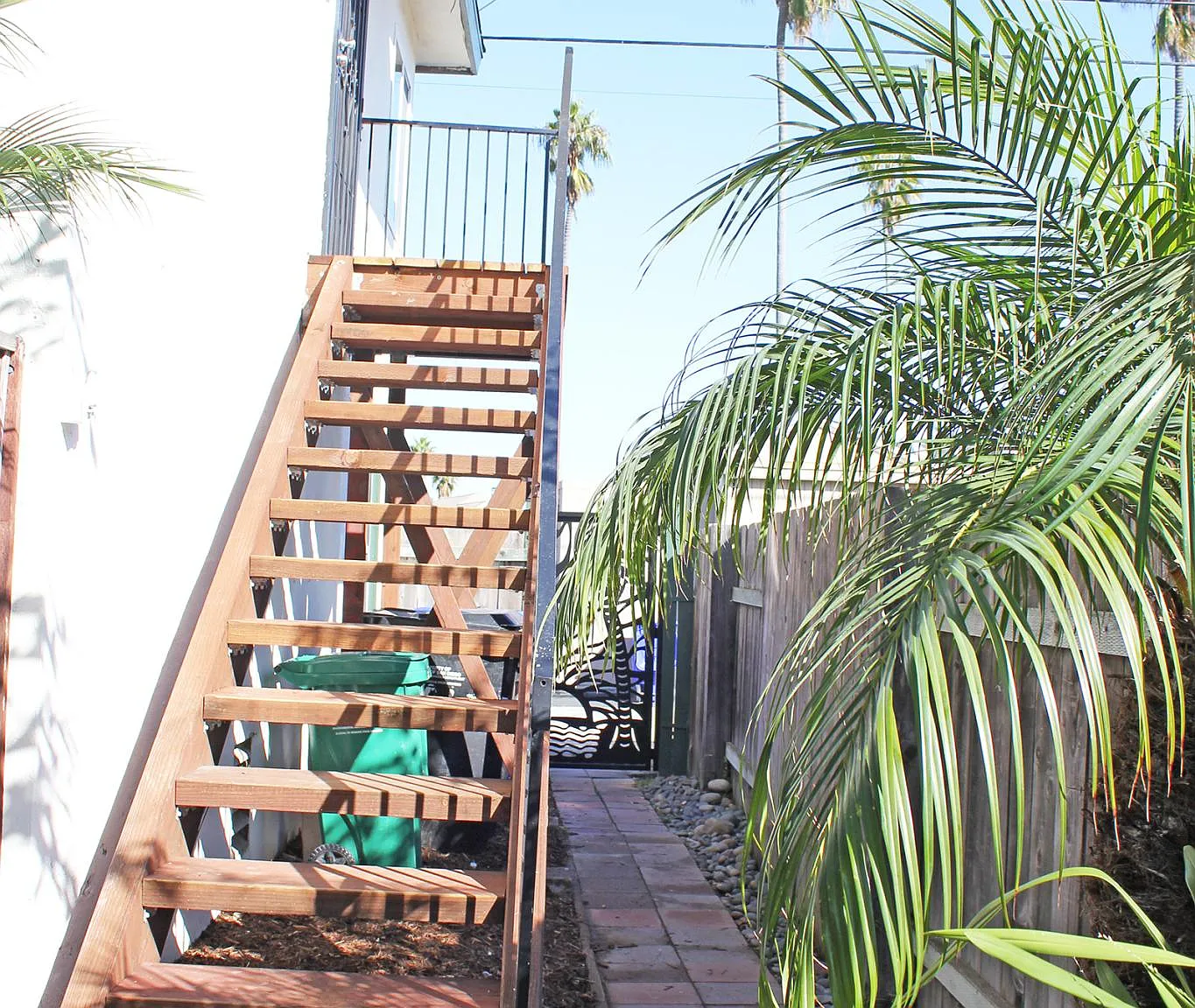 4772 Lotus St — Photo 3