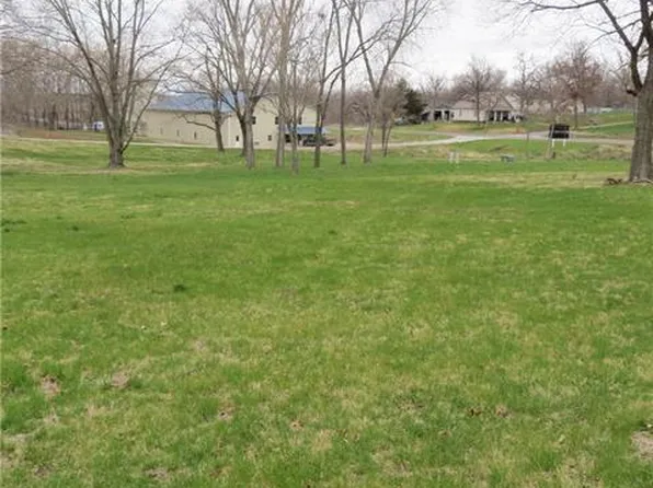 N High St, Stanberry, MO 64489