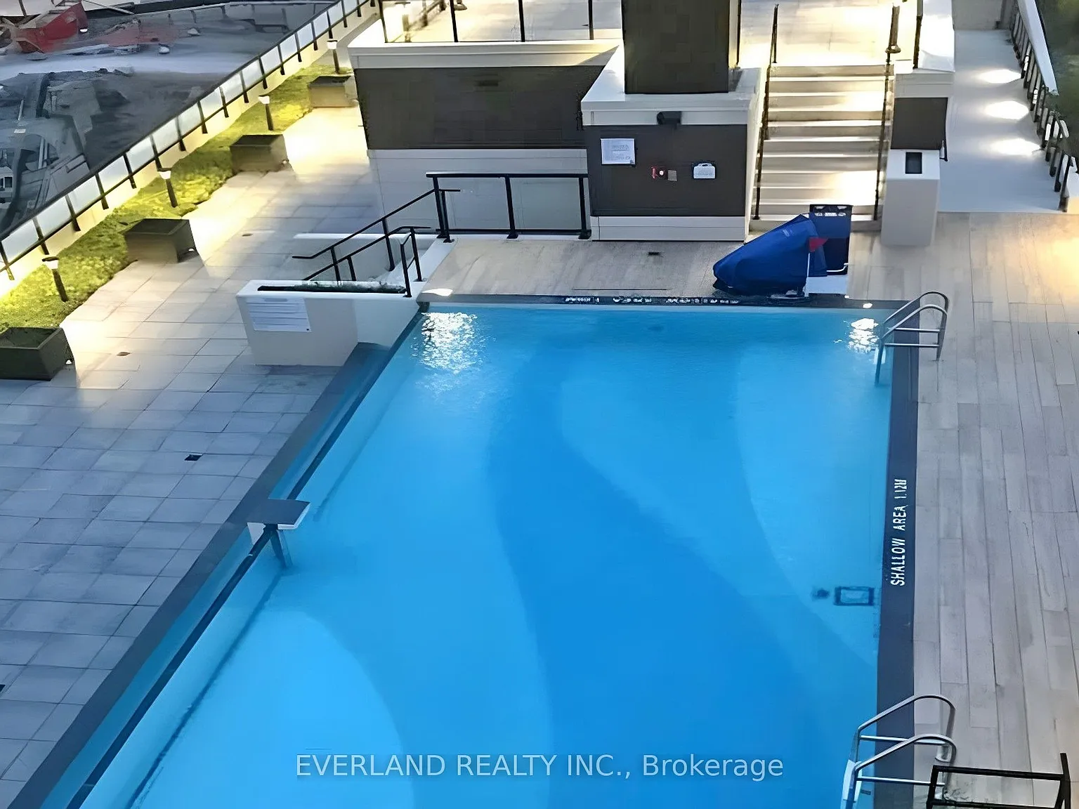 2 bed, $2,400 — Photo 3