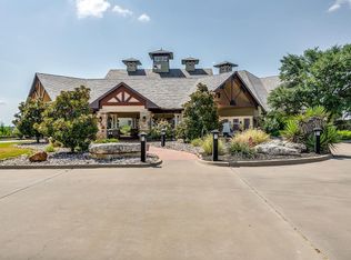 8425 Caprington Ln, Cleburne, TX 76033