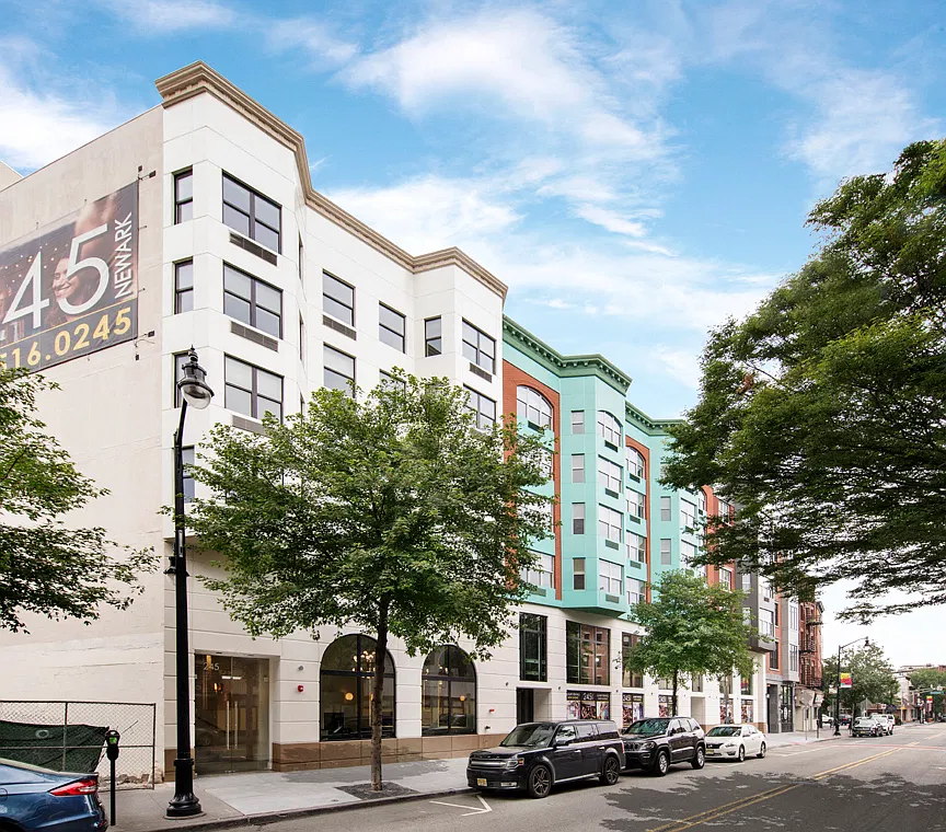245 NEWARK AVENUE — Photo 4