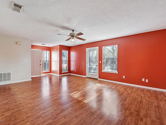4th image of 12615 Enchanted Hollow Dr